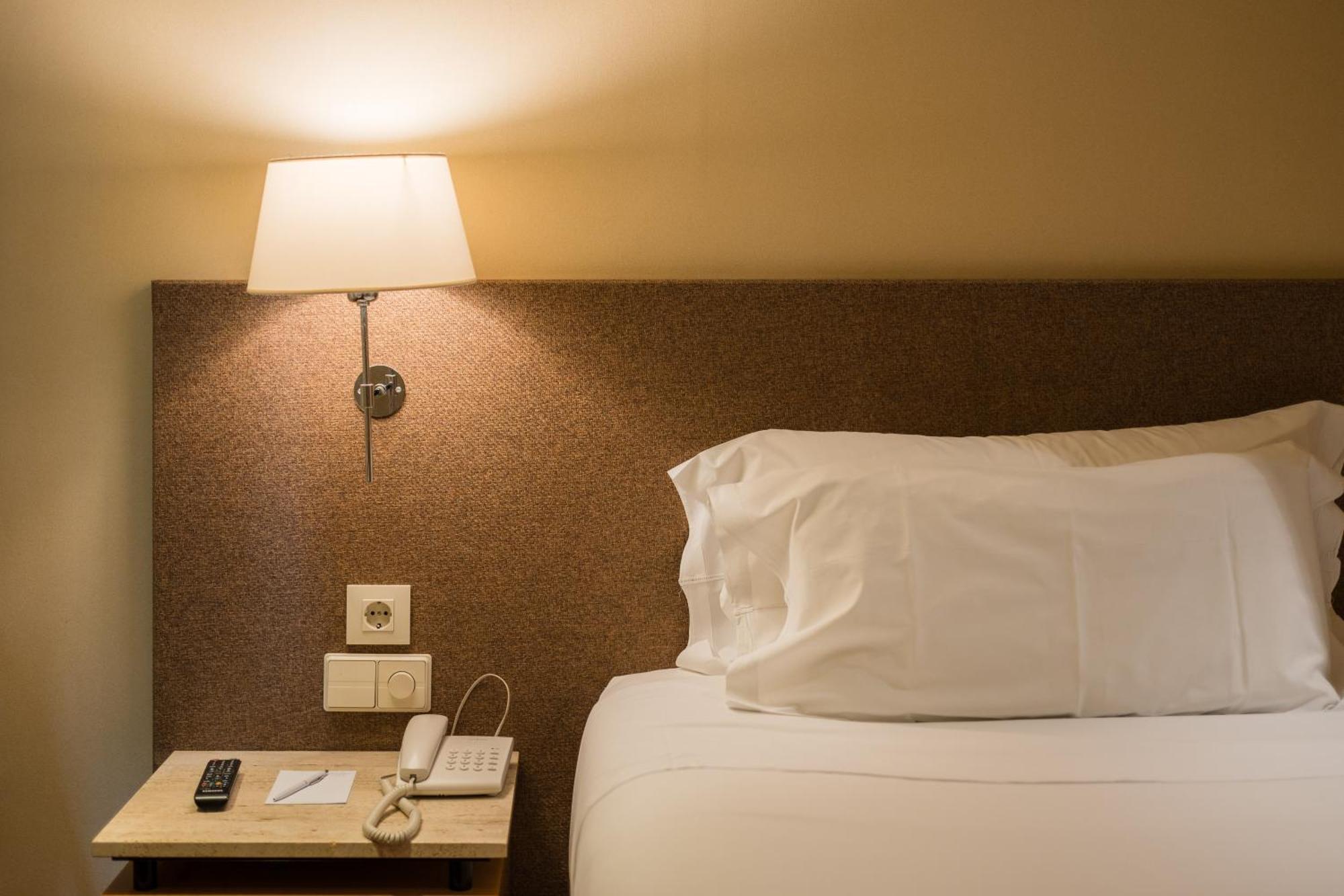 Hotel Ciudad De Валадоид Екстериор снимка