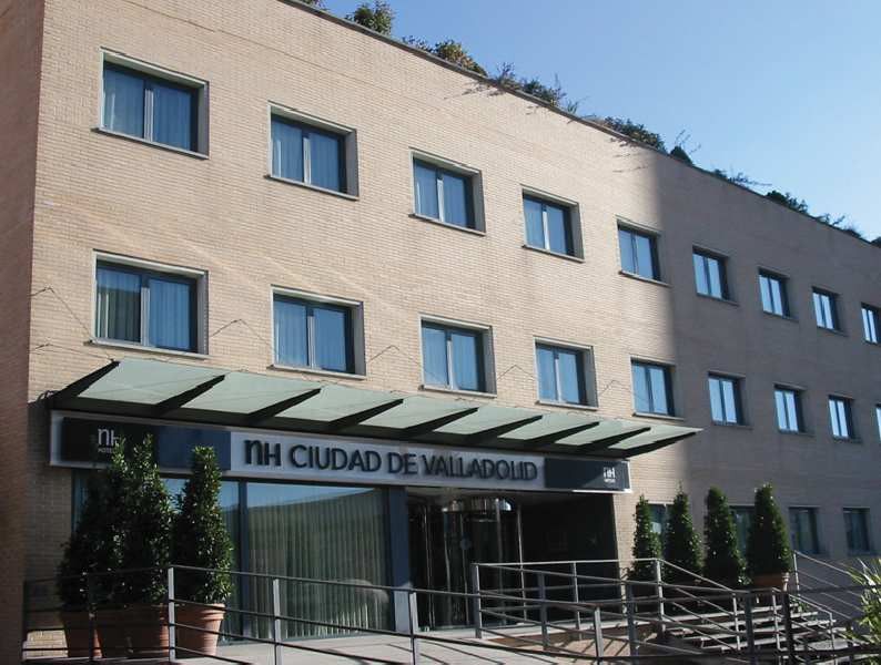 Hotel Ciudad De Валадоид Екстериор снимка