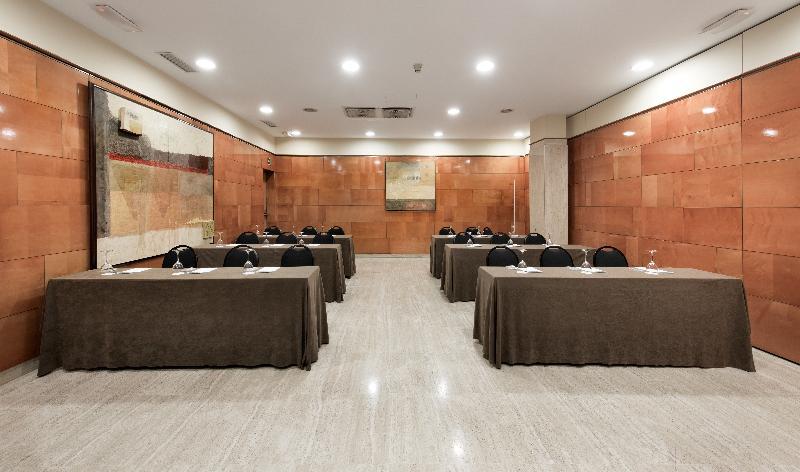 Hotel Ciudad De Валадоид Екстериор снимка